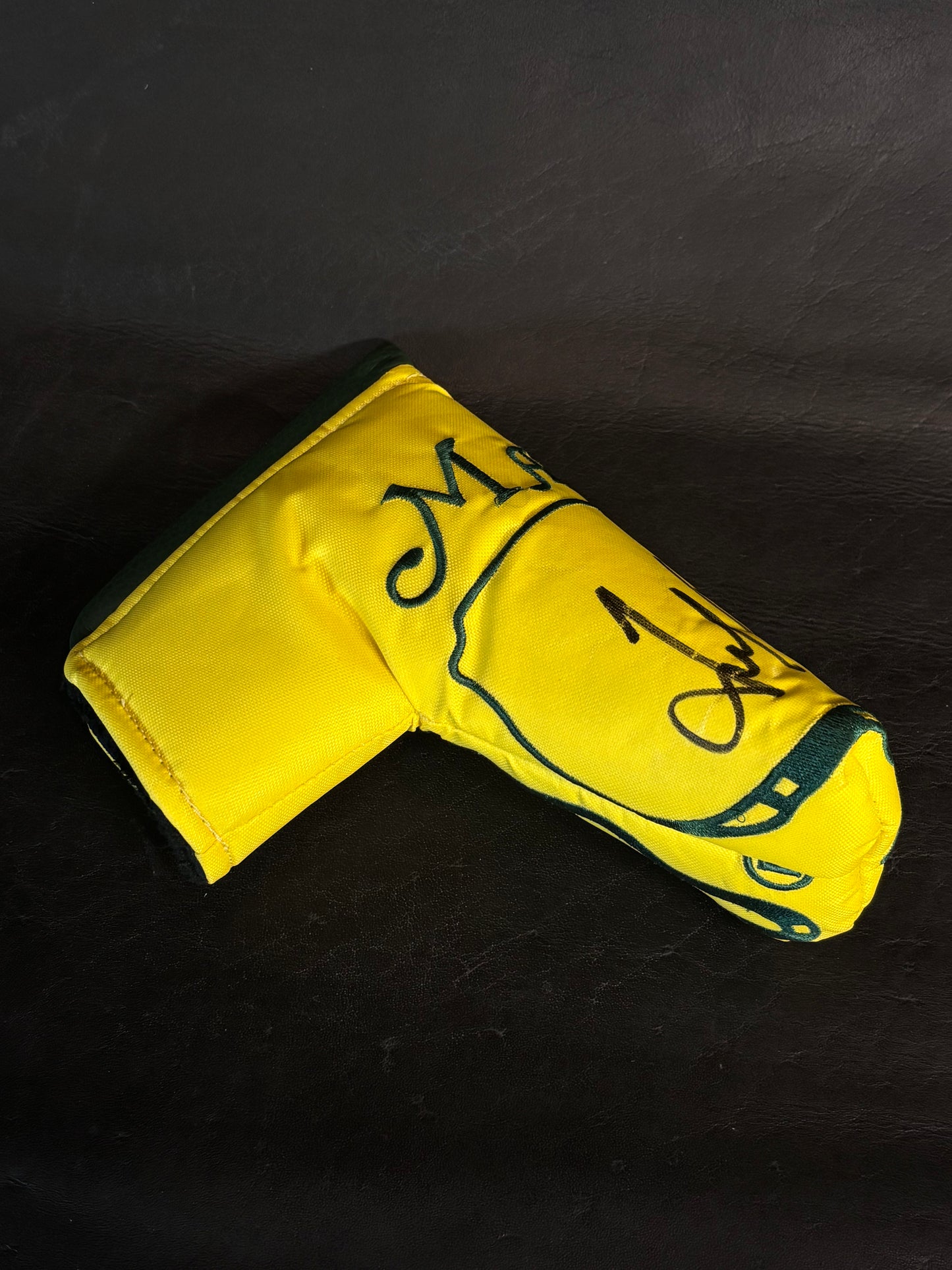 1992 Fred Couples signed Masters Standard Blade Headcover by Flag Gear